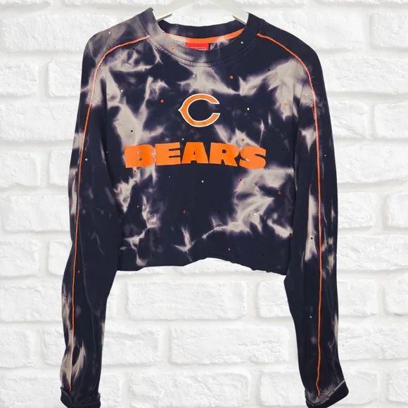 Chicago Bears Crop Tee - Picture 2 of 7